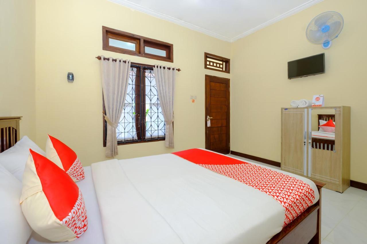 Oyo 2864 Mangsit Garden Homestay Esterno foto