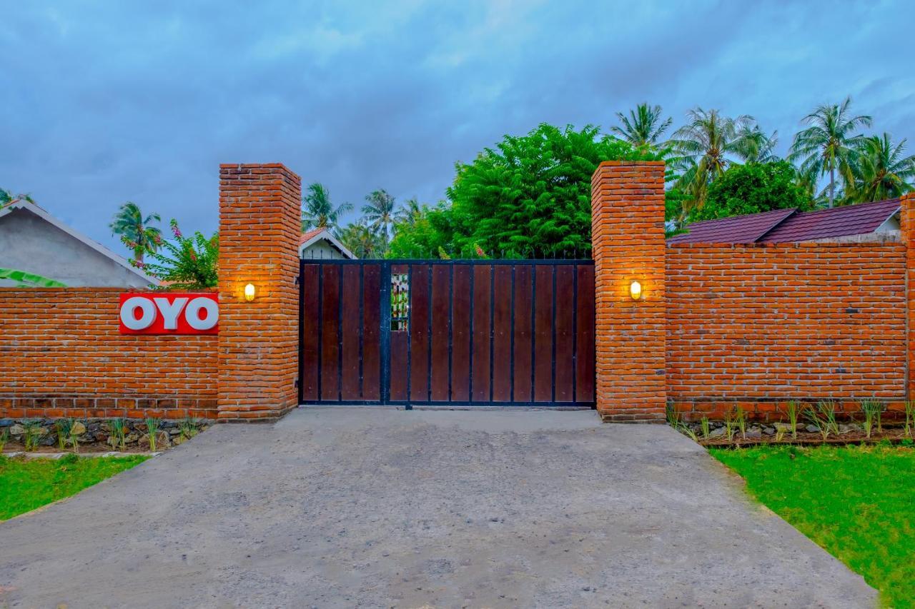 Oyo 2864 Mangsit Garden Homestay Esterno foto