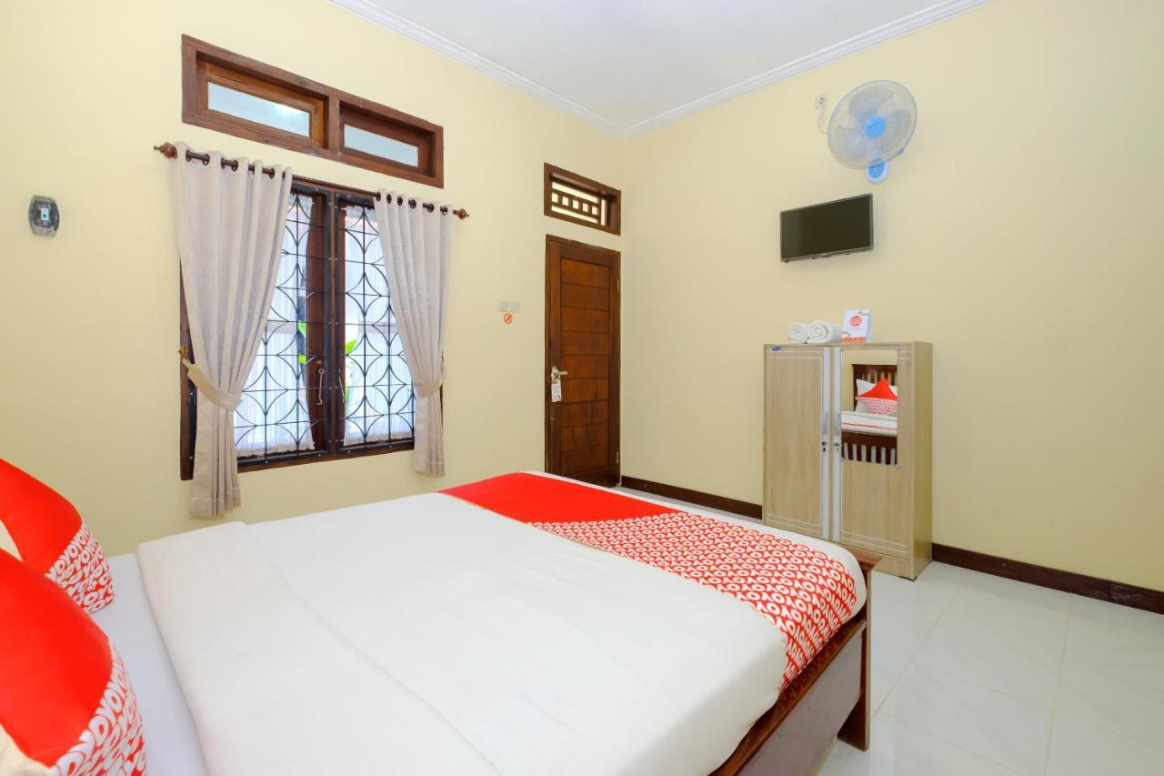 Oyo 2864 Mangsit Garden Homestay Esterno foto